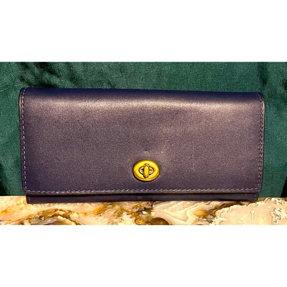 Coach Turnlock Cadet Blue Wallet!